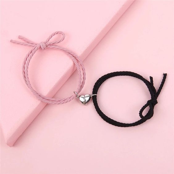 MAGNETIC LOVE